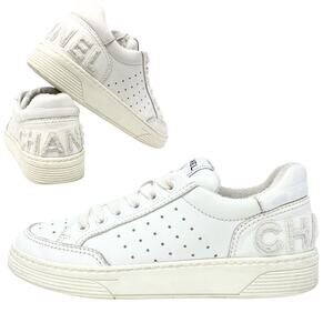 Chanel Shoes Rubber Low Top 22P White Leather CC LOGO Sneakers Trainers EU 37.5